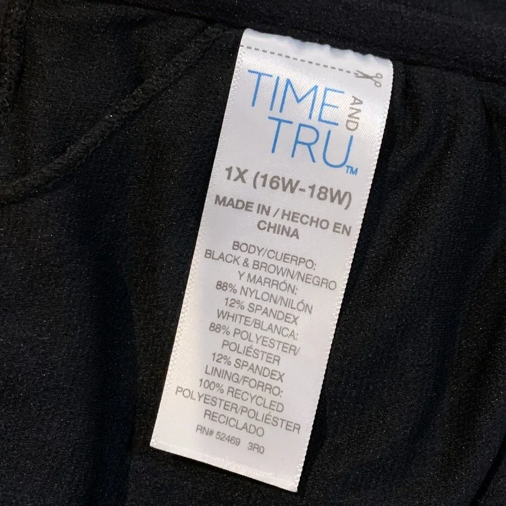 Time and Tru Womens Plus Colorblock Swim Top New with Tags 1X 16W-18W Black Cute